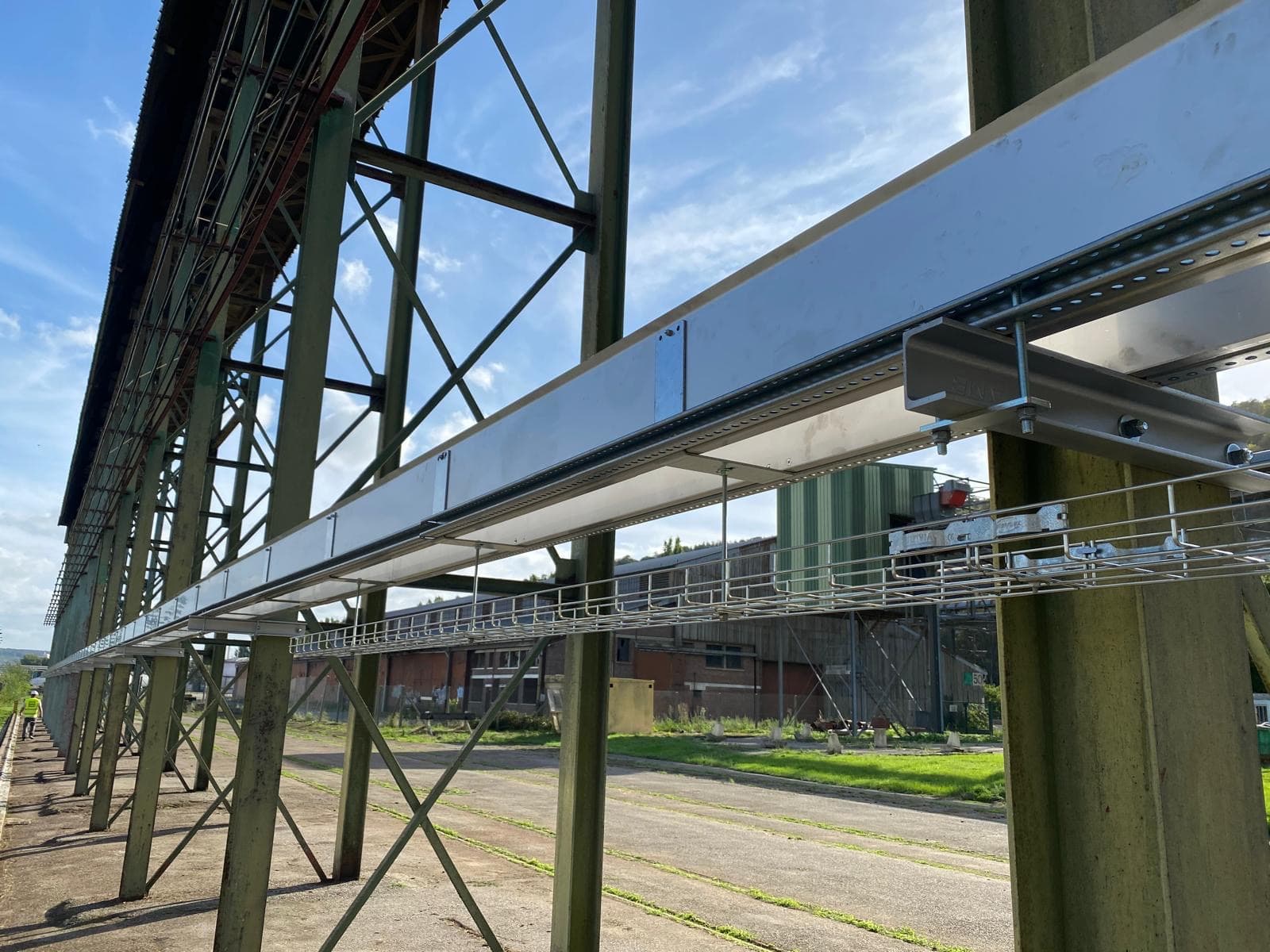 Accessoires de guidage et chenaux Decril